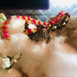 𝑴𝒐𝒂𝒏𝒂 𝒊𝒏𝒔𝒑𝒊𝒓𝒆𝒅 𝒃𝒓𝒂𝒄𝒆𝒍𝒕𝒔 𝒏𝒐𝒘 𝒂𝒗𝒂𝒍𝒊𝒃𝒍𝒆